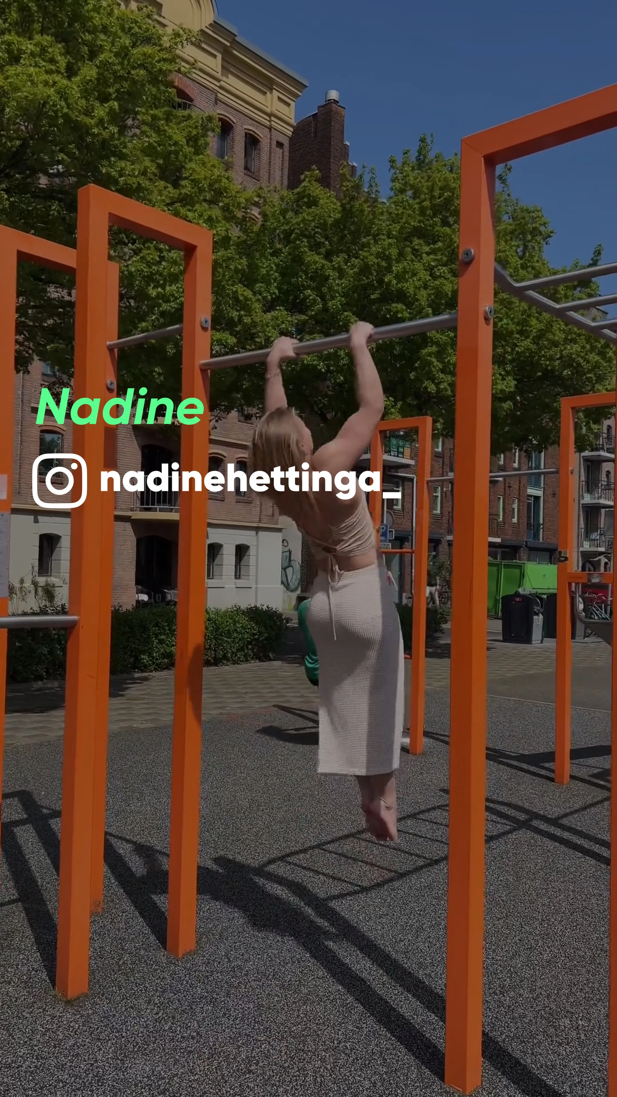 Nadine-Hettinga-World-Champion-Street-Lifter-Muscle-Up.jpg